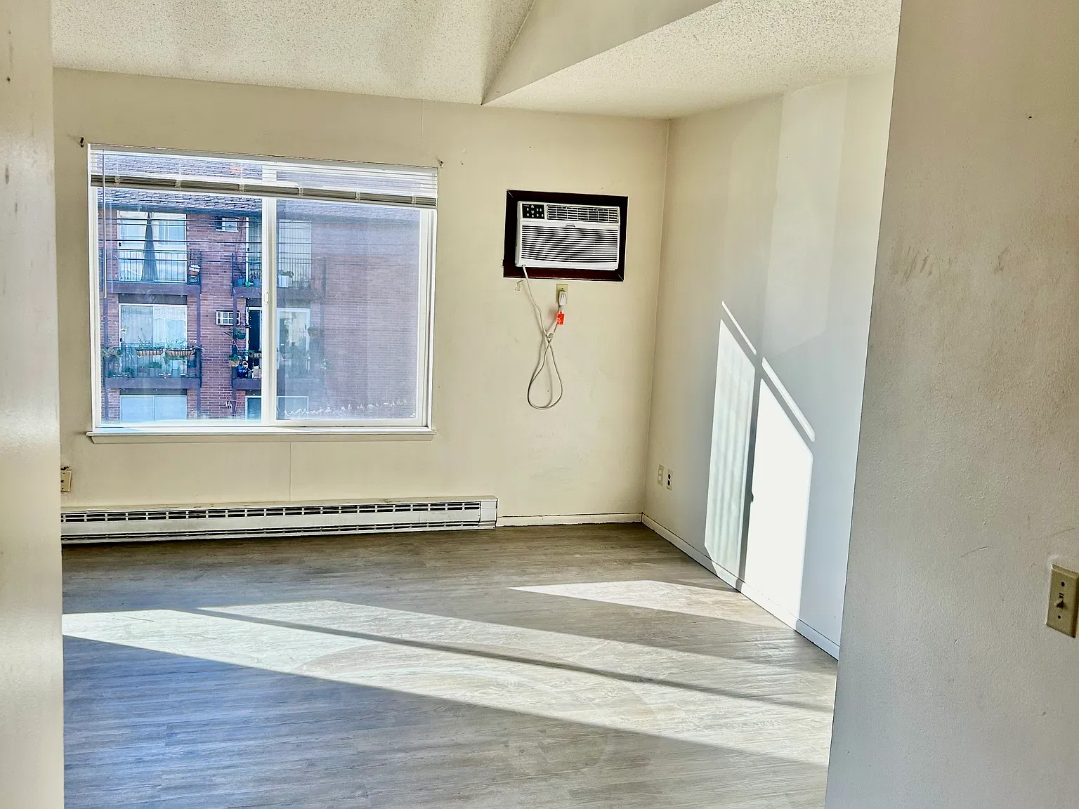 1 bed, 800 sqft, $950 — Photo 1