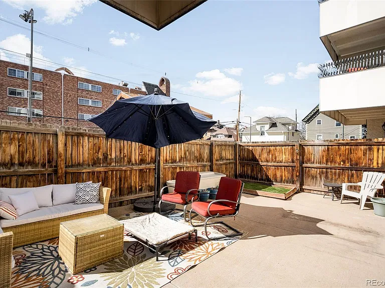 1365 Columbine St #103 — Photo 20