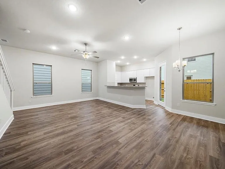 4010 Cusco Ln — Photo 2
