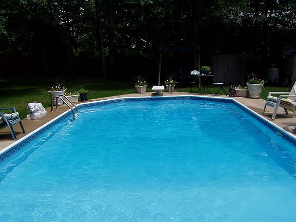 Heated in-ground pool