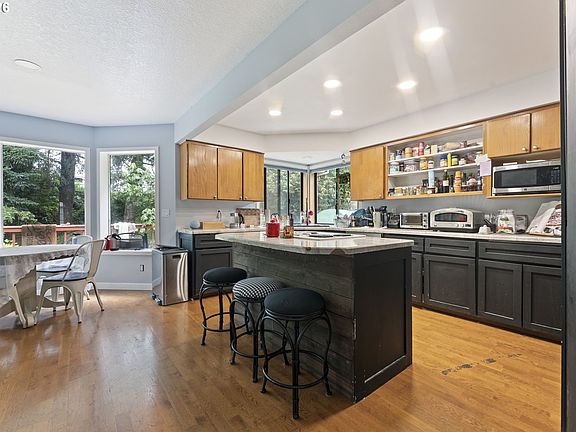 4th image of 114 Forest Park Dr