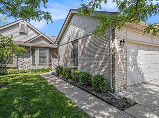 2284 Westmont Cir, Sterling Heights, MI 48310