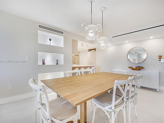 4th image of 210 Seaview Dr #511