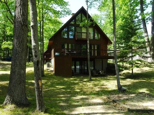 4782 Lancer Cir, Gladwin, MI 48624