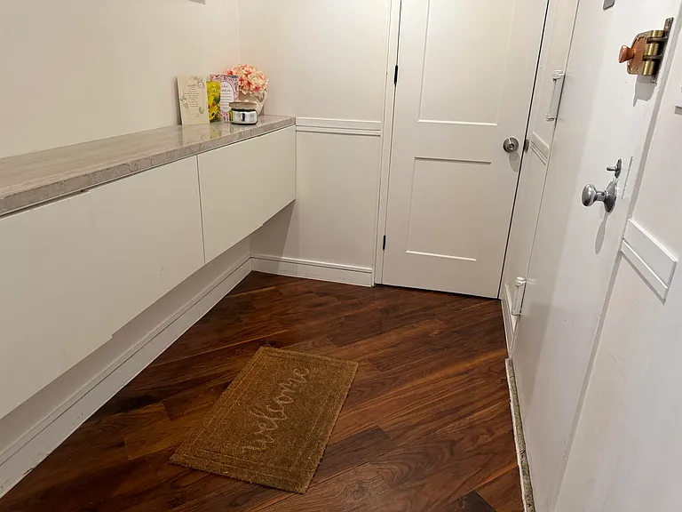 7004 Boulevard Blvd E #5A — Photo 10