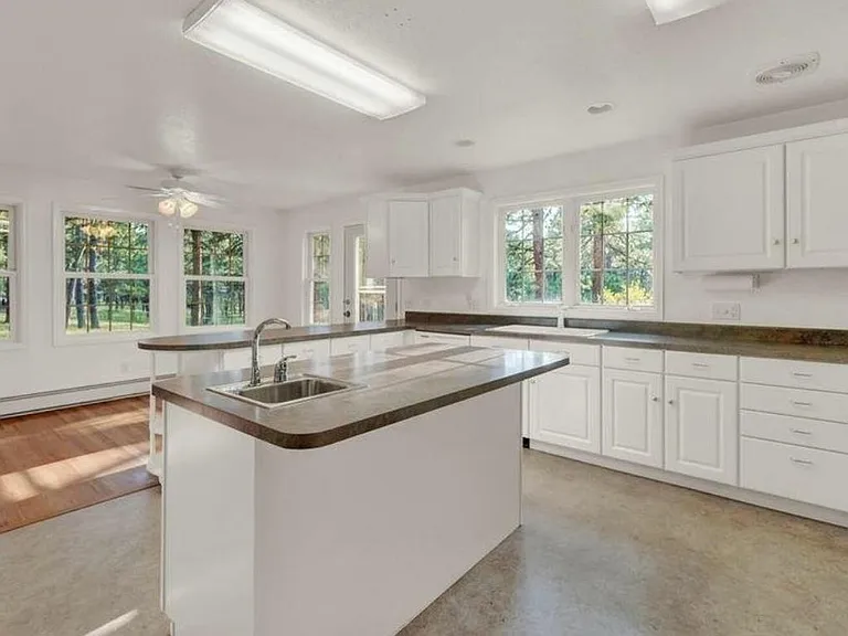 17830 Clydesdale Rd — Photo 10