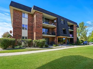 9208 140th St #303, Orland Park, IL 60462