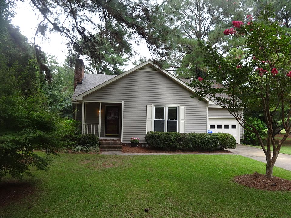 1st image of 606 River Hill Dr