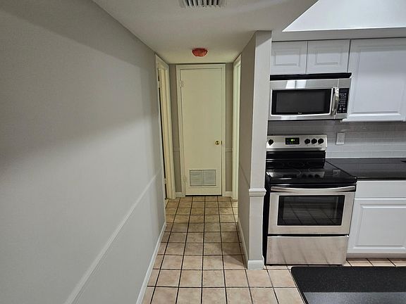 5th image of 4271 Kent Ave