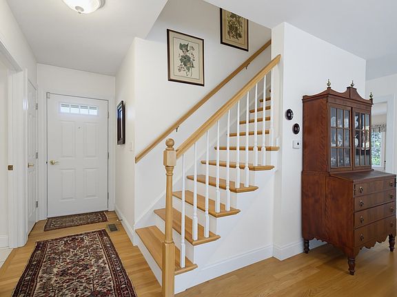 2nd image of 5 Marden Way