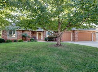 1940 S Brittany Pl, Springfield, MO 65809