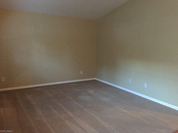 5th image of 4413 SW 6th Ave