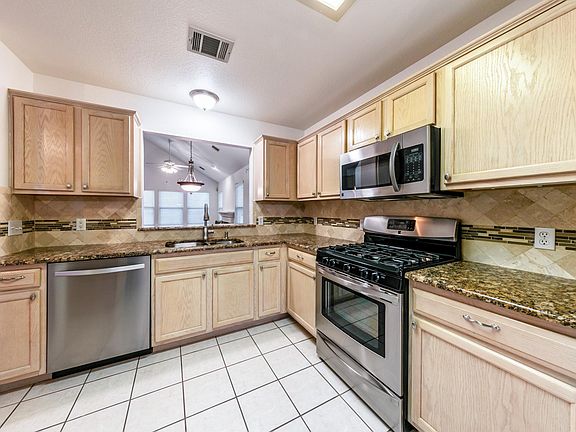 4th image of 7417 Peabody Dr