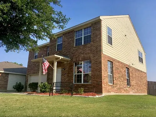 5004 Senator Dr, Fort Worth, TX 76244