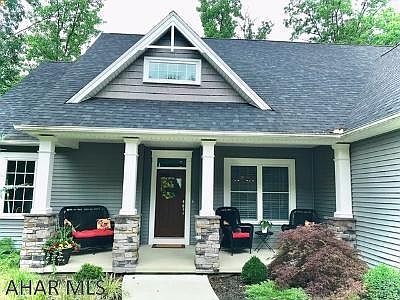 2nd image of 806 Brush Oaks Dr