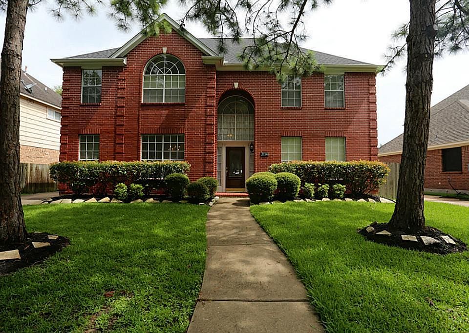 1st image of 2114 Shadow Bay Cir
