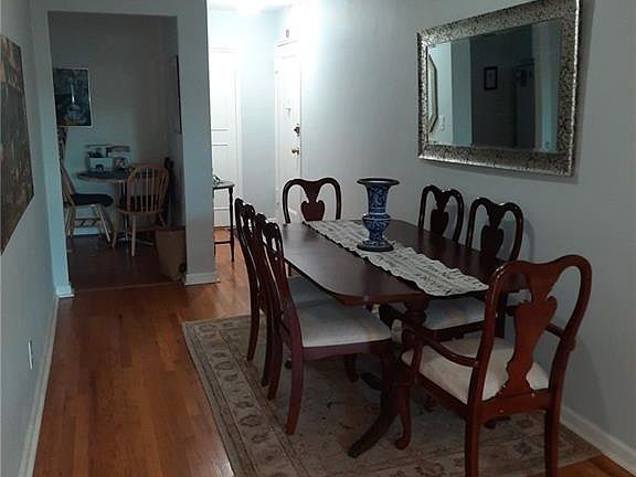 4th image of 625 Gramatan Ave APT 5R