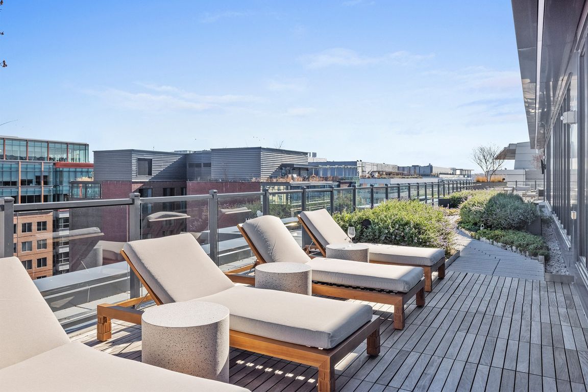 Outdoor terrace located on the rooftop.