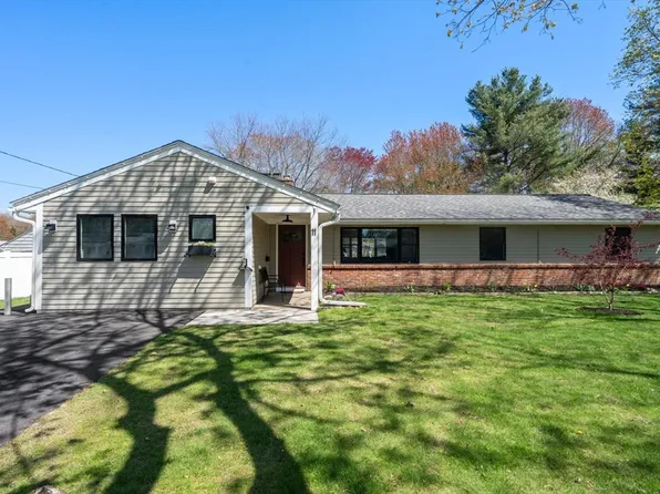 11 Sunset Rd, Maynard, MA 01754
