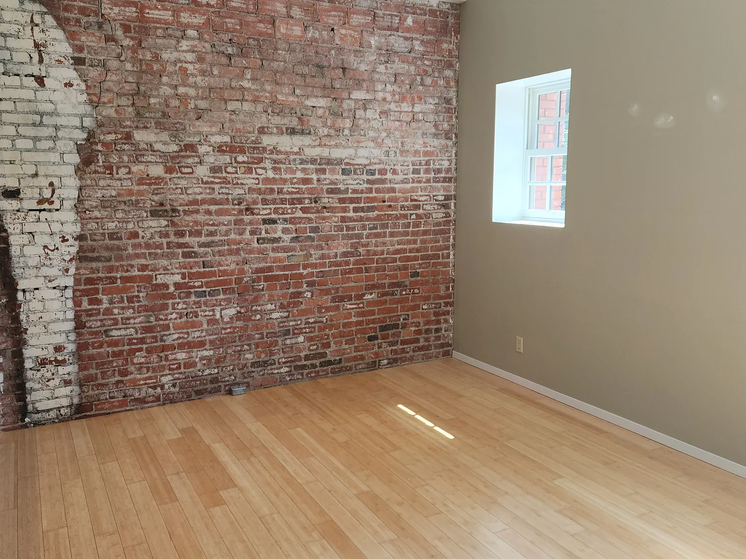 2 bed, 1111 sqft, $1,375 — Photo 3