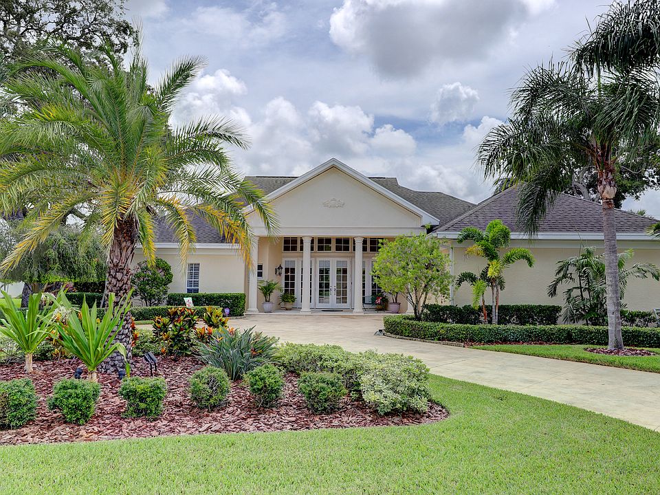1st image of 121 Palmetto Ln