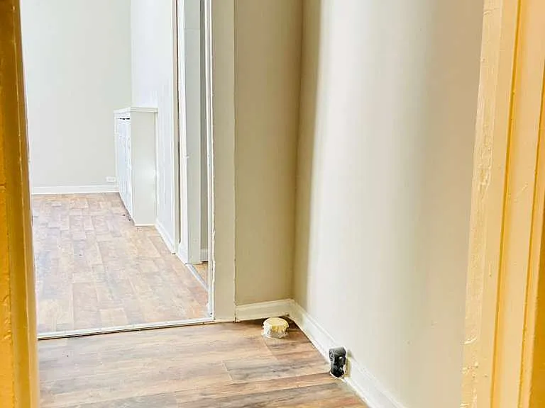 321 N Poplar St — Photo 22