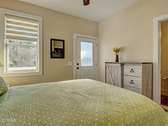 4th image of 313 Birmingham Ave #1