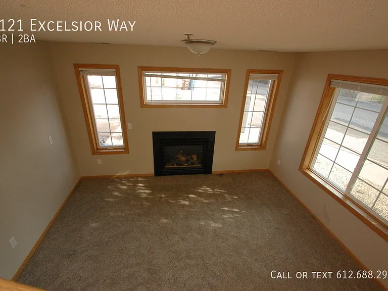 7121 Excelsior Way — Photo 9