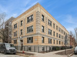 900 W Dakin St APT 2, Chicago, IL 60613