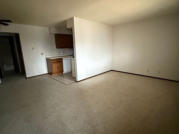 5th image of 5221 Cleveland Ave #5