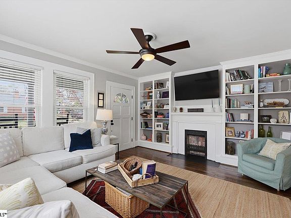 3rd image of 213 W Faris Rd