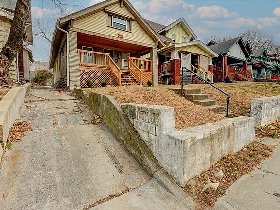 3rd image of 3911 S Benton Ave