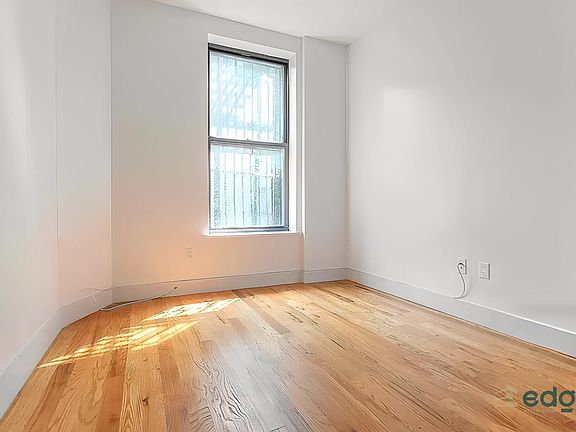 4th image of 916 Madison St APT 1C