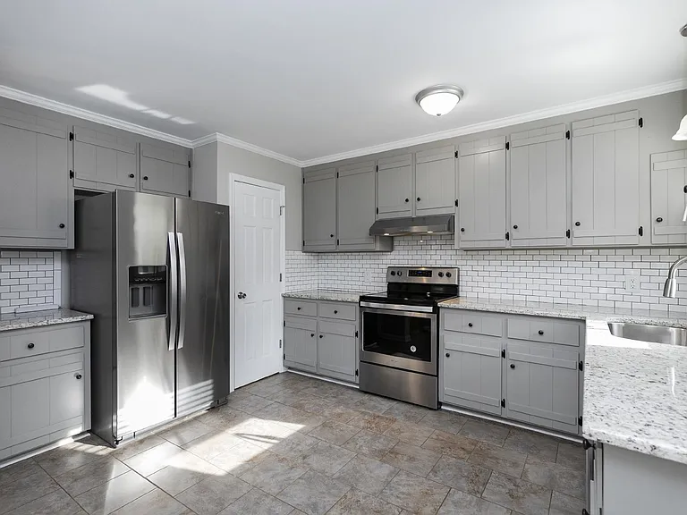 106 Allison Way #A — Photo 12