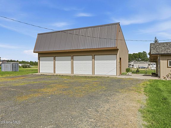 5th image of 154 15th St