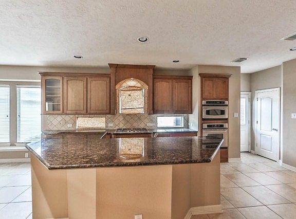 5th image of 14815 Aspen Chase Ln
