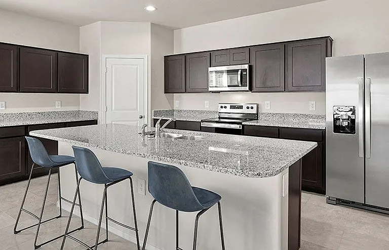 Broadway North at Estrella Vista — Photo 24