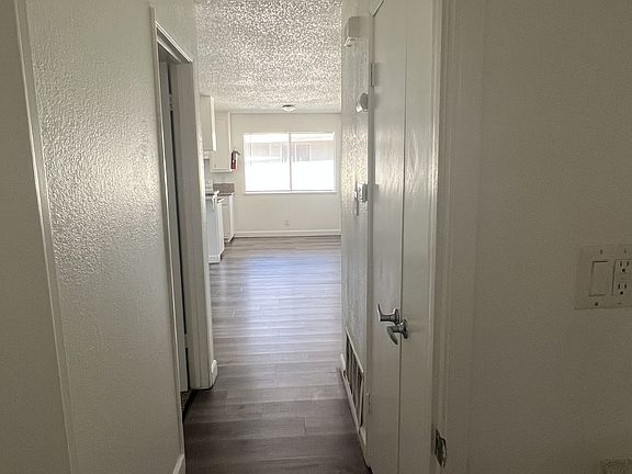 5th image of 74 La Fresa Ct APT 4