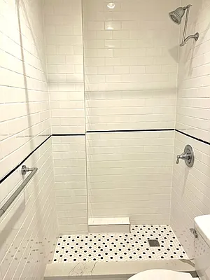 Rented by Alexander Bilu, LREB | media 25