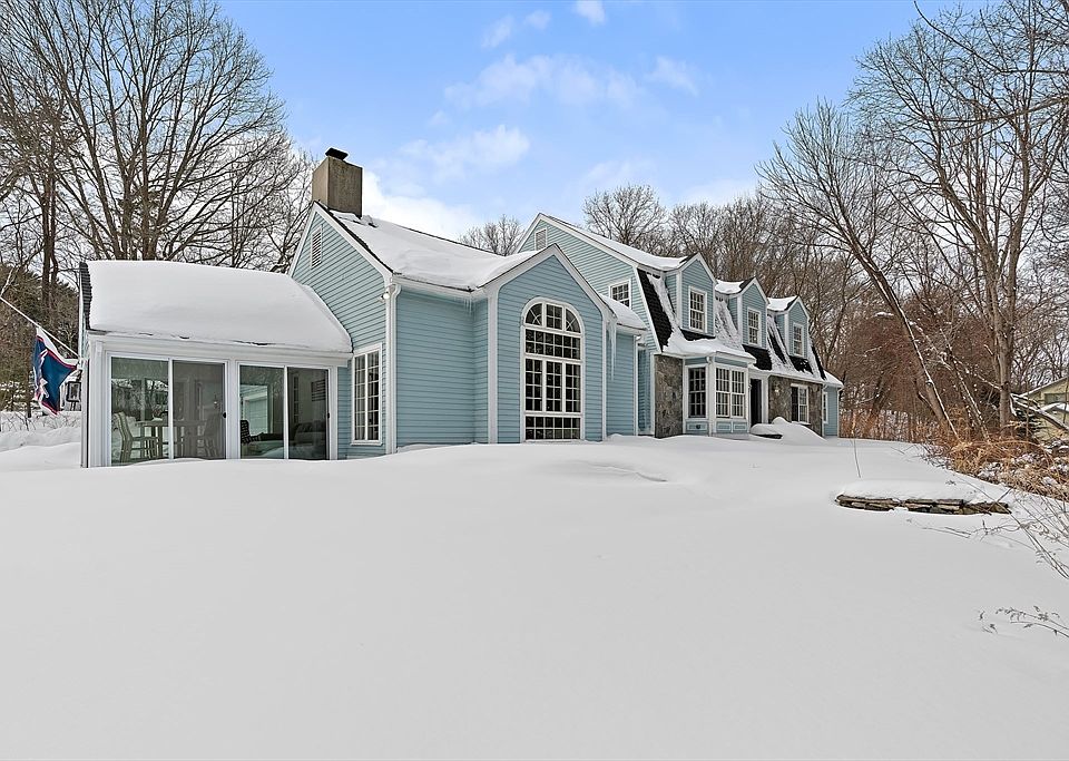 1st image of 167 Lexington Rd