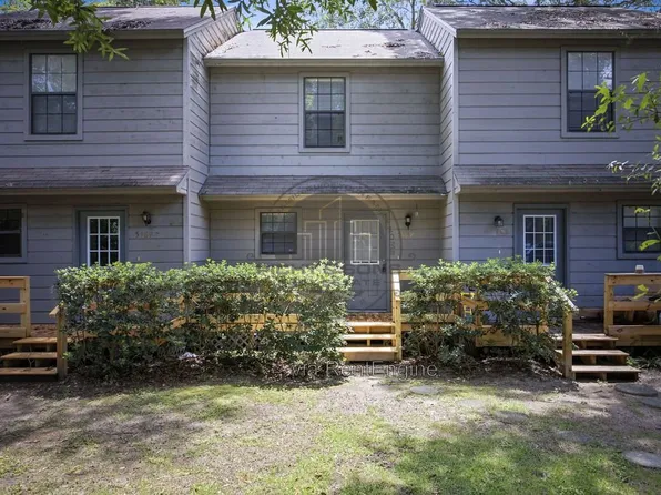 5487 Sombra Del Lago Dr, Tallahassee, FL 32303
