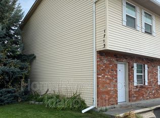 1753 Grandview Dr, Idaho Falls, ID 83402