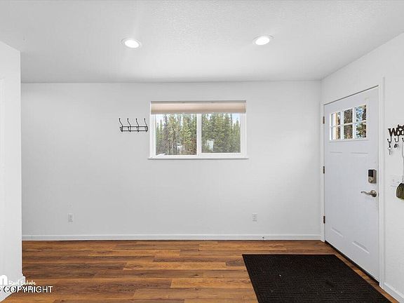 4th image of 32810 Moose Ridge Ave