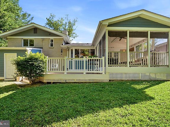 2nd image of 2405 Lillian Dr