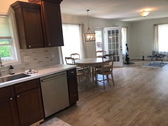 open kitchen/ family room