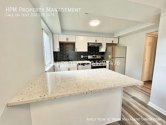 4th image of 2868 Noble Rd #5