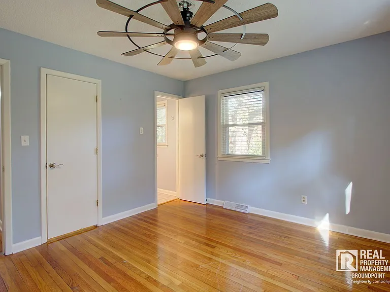 209 Chucker Dr — Photo 10
