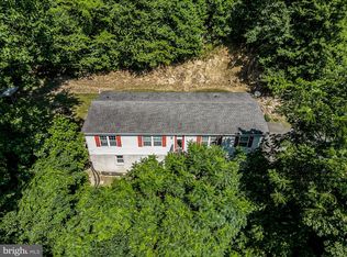 60 School House Rd, Boyertown, PA 19512