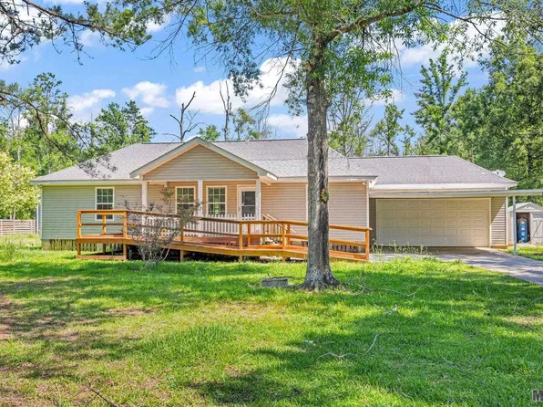 29399 Claiborne St, Springfield, LA 70462