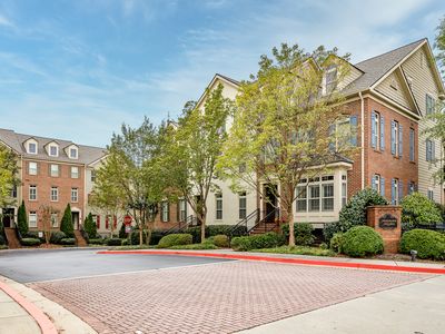 262 Le Gran Bnd, Sandy Springs, GA, 30328